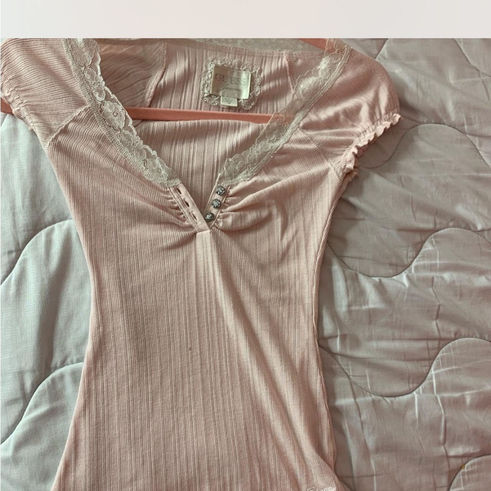 NOT FOR SALE LOOKING FOR THIS TOP!